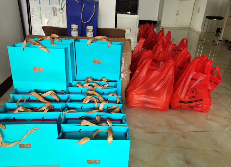 國慶中秋“撞滿懷”，祝大家中秋快樂！